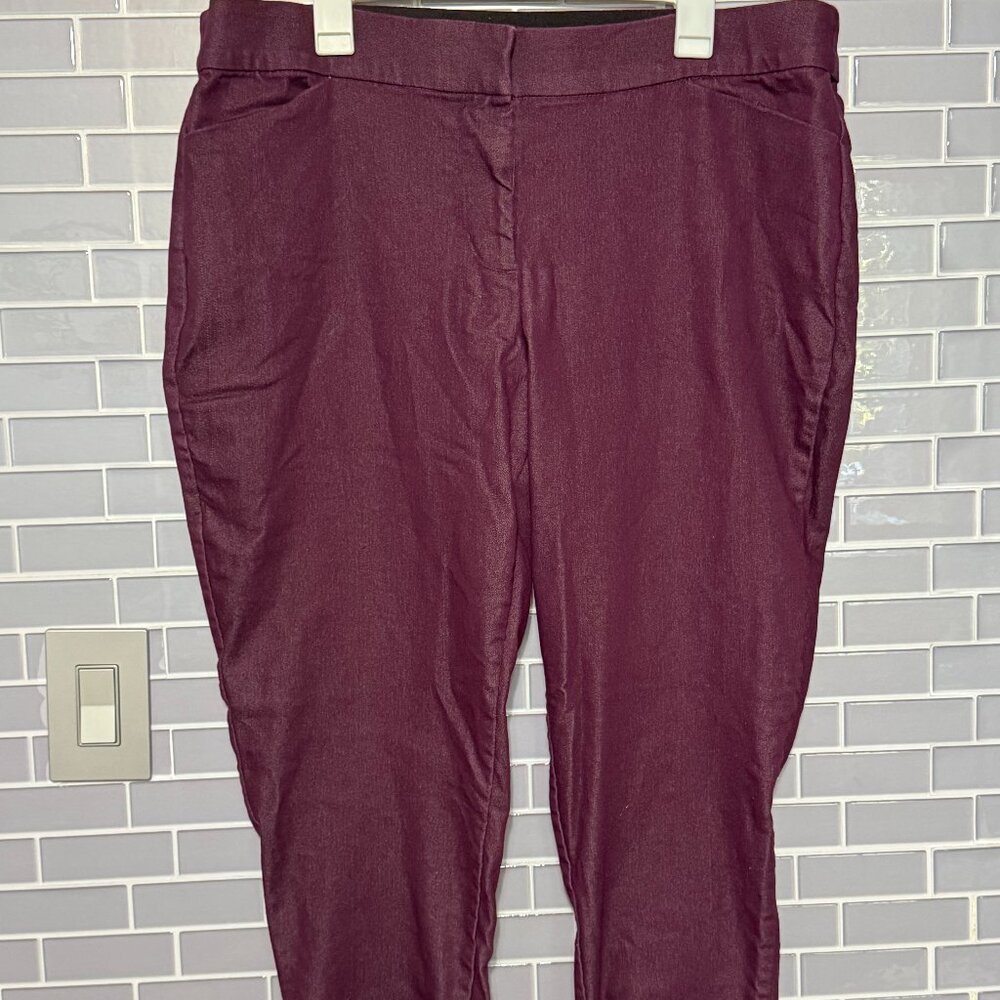 EVRI Women’s Pants – Size 16W – Plum/Purple – Good Used Condition